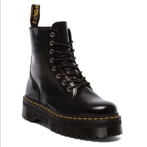Dr Martens Jadon Boots
Leather
Platform approx 1.5" H
Shaft approx 6" H